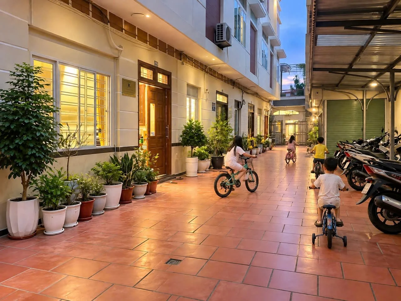 Bán nhà 4 tầng 75,6m2 gần Tô Hiệu-Trần Nguyên Hãn, Bình Tân - Ảnh 1