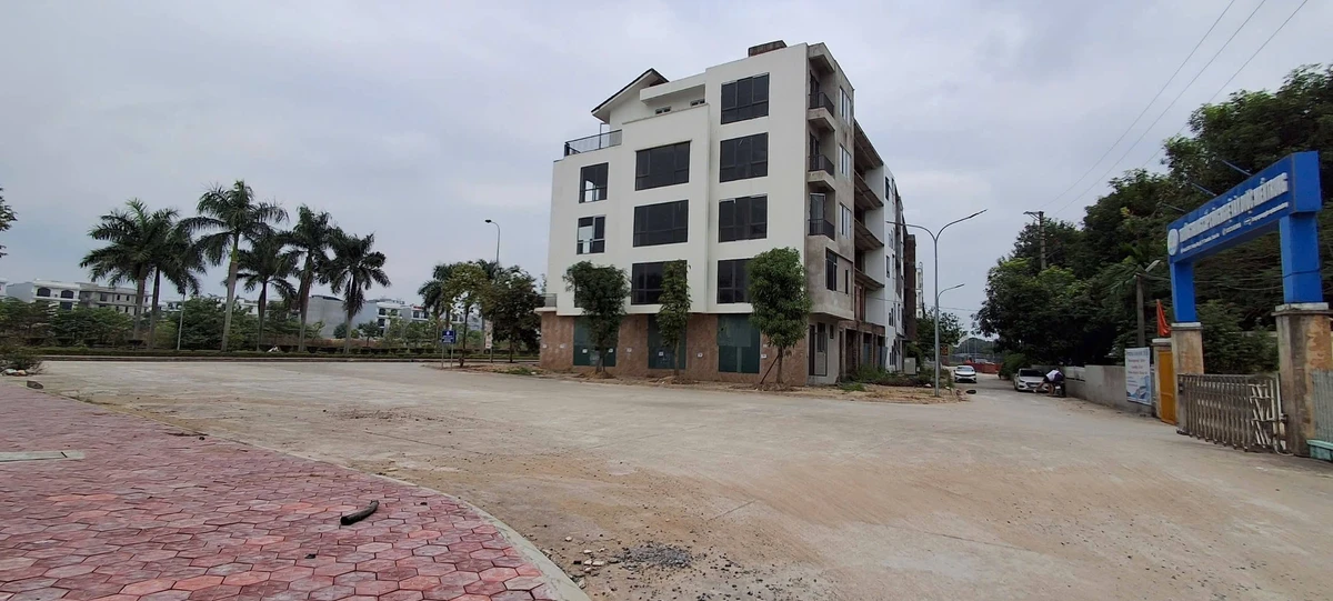 Bán nhà 3 mặt tiền 5 tầng 128m2 Thanh Hóa - Ảnh thu nhỏ 2