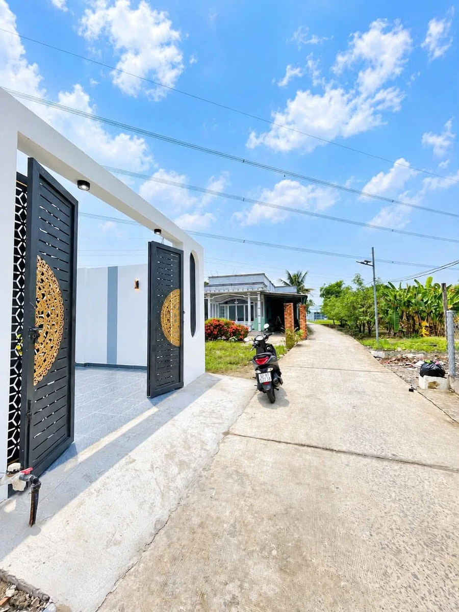 Bán nhà 1 trệt 1 lửng mặt tiền đường Trần Văn Thôi, 126m2, Mỹ Lộc, Cần Giuộc, Long An - Ảnh thu nhỏ 3
