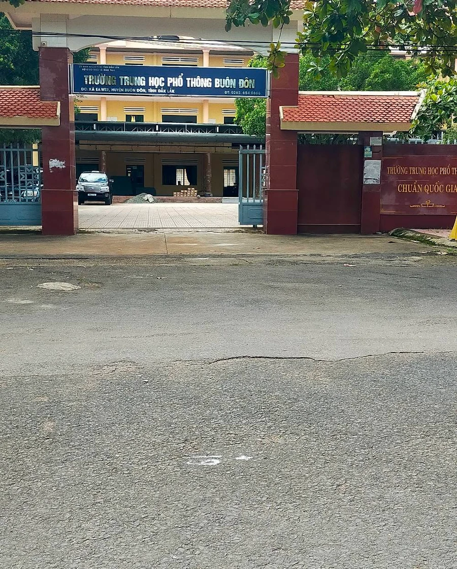 Bán đất mặt tiền đường nhựa đối diện trường cấp 3 Buôn Đôn, 6x35m, có nhà tạm - Ảnh thu nhỏ 3