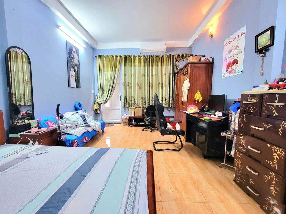 Bán nhà 4 tầng 75m2 hẻm thông gần mặt tiền trung tâm Phú Nhuận giá 7,999 tỷ - Ảnh thu nhỏ 3