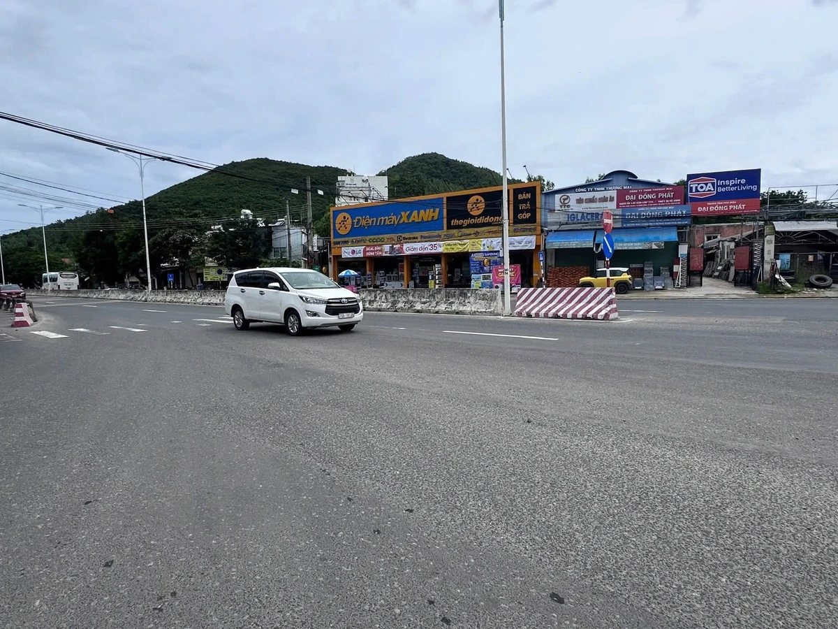 Bán đất mặt tiền Nguyễn Tất Thành Nha Trang 146,6m² 6 tỷ - Ảnh thu nhỏ 2