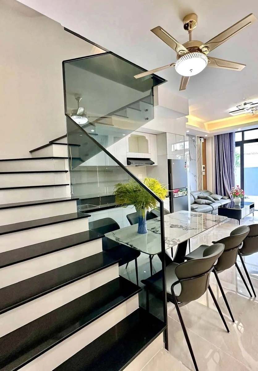 Bán nhà 3 tầng kiệt ô tô 65m2 Duy Tân, Huế - Ảnh thu nhỏ 5