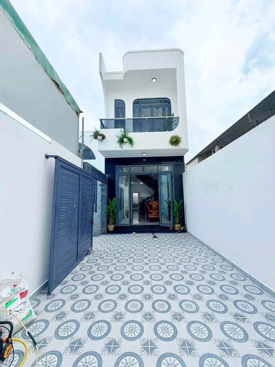 Bán nhà 2PN 92m² mặt tiền Hiệp Thành 17, Quận 12, 4,89 tỷ - Ảnh 1