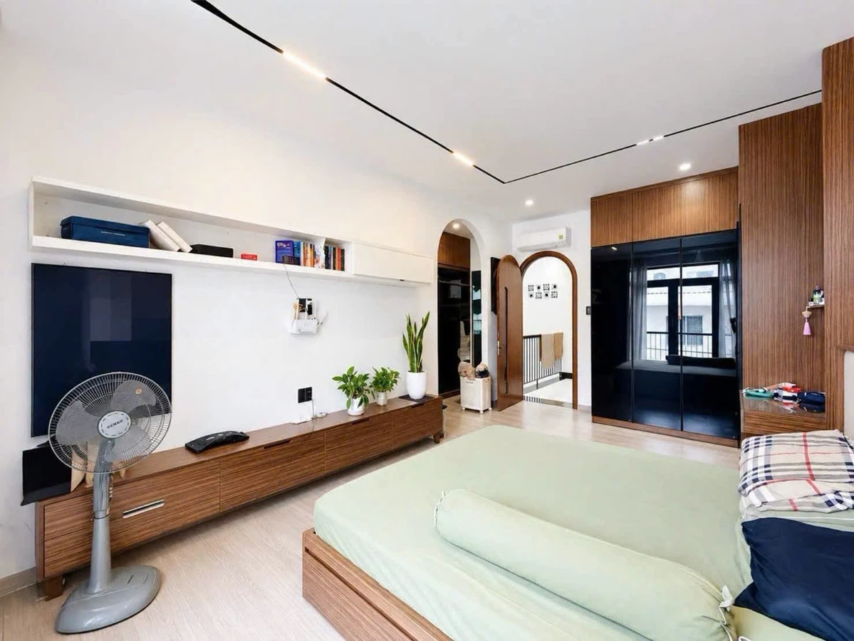 Bán nhà 4 tầng 82m2 Huỳnh Tấn Phát Quận 7, 8.8 tỷ - Ảnh thu nhỏ 5