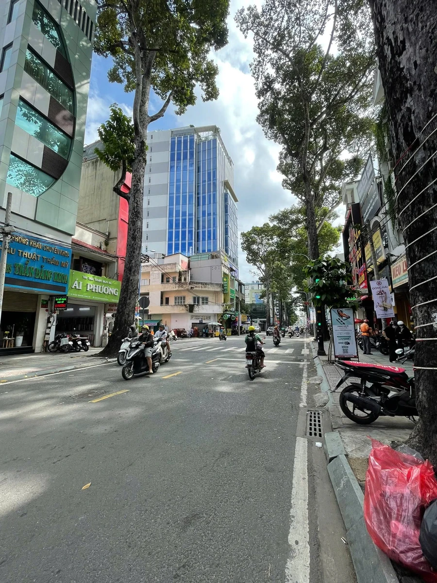 Bán nhà mặt tiền Trần Quang Khải 65m² Quận 1, có dòng tiền cho thuê - Ảnh thu nhỏ 4
