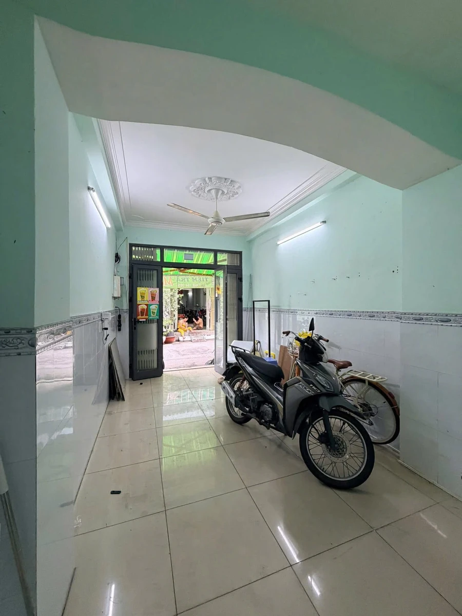Cho thuê nhà phố 4PN mặt tiền Ngô Thời Nhiệm, Phú Nhuận, 17tr/tháng - Ảnh thu nhỏ 2