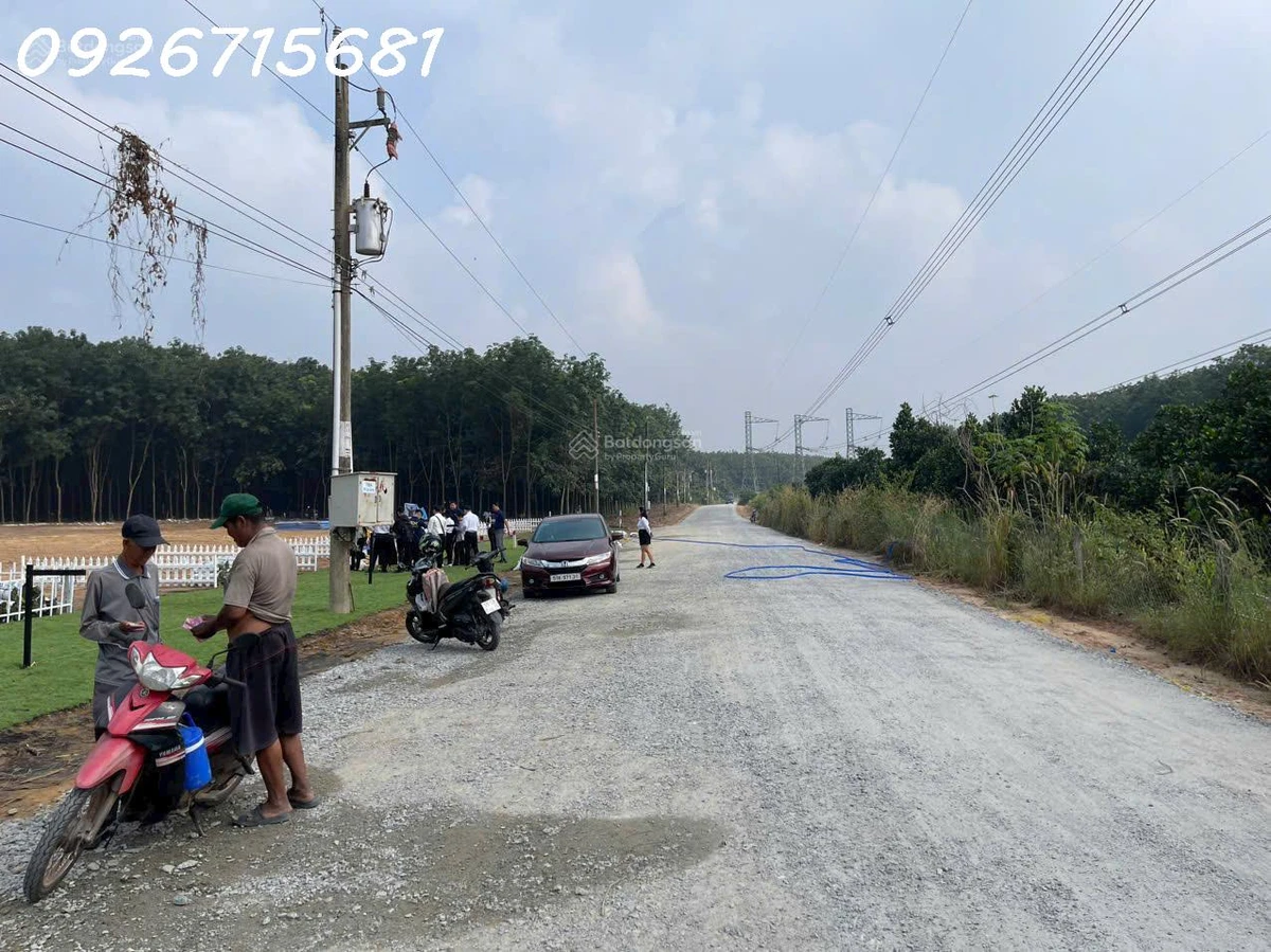 Bán đất tại 1 Sẹc đường Chánh Phú Hòa 045, phường Chánh Phú Hòa, 26 tỷ, 2200m2 - Ảnh 1