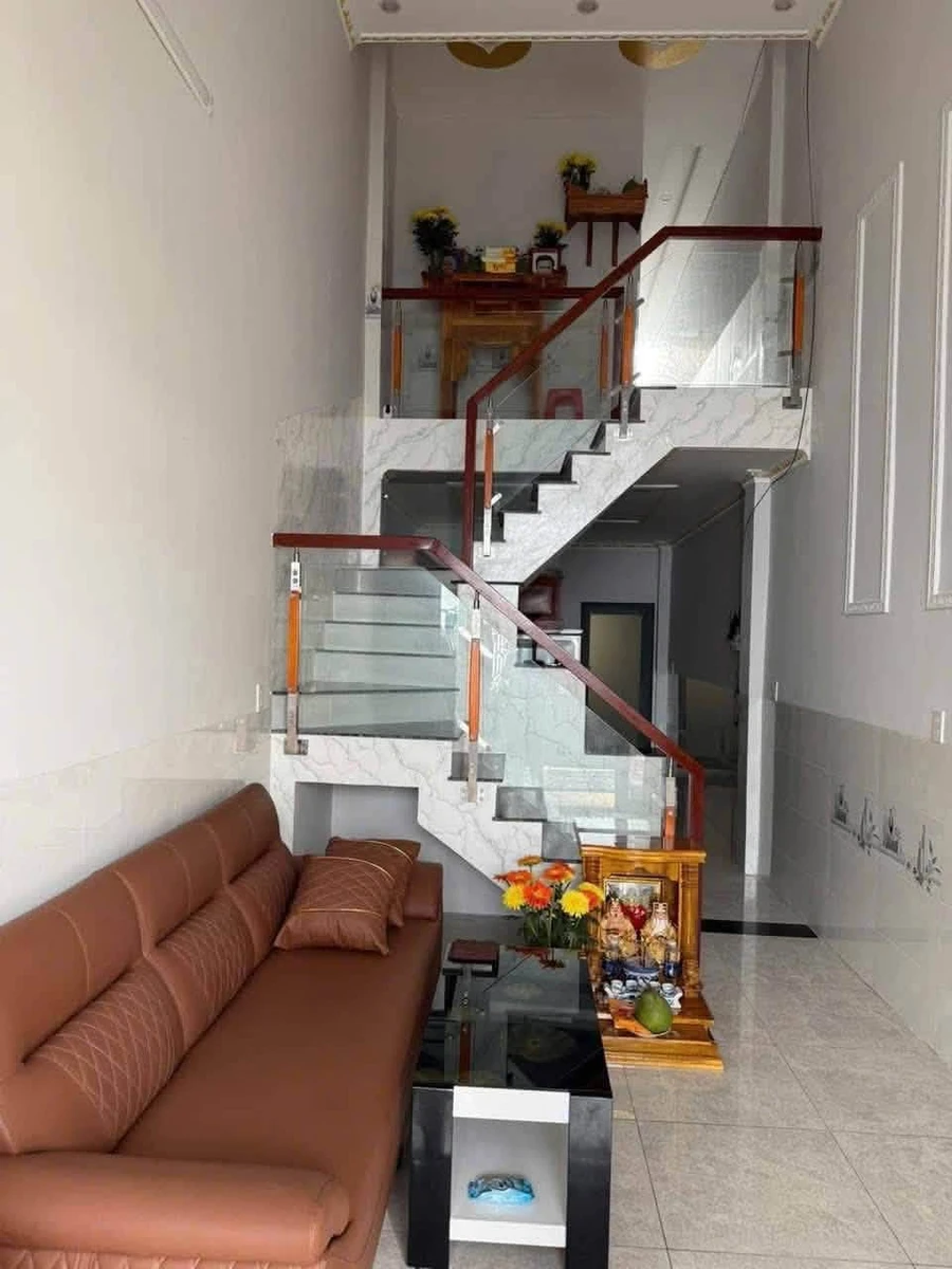 Bán nhà gác lửng Lelong Bình, 100m2, 3 phòng ngủ, 1 tỷ 150 triệu - Ảnh thu nhỏ 2
