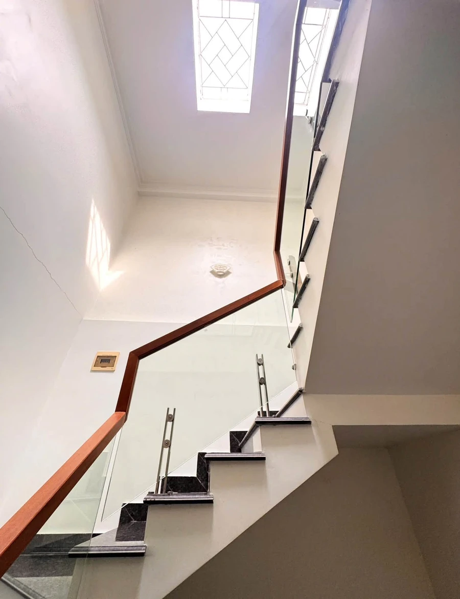 Bán nhà 4 tầng 60m Lê Hồng Phong Quận 12 - Ảnh 1