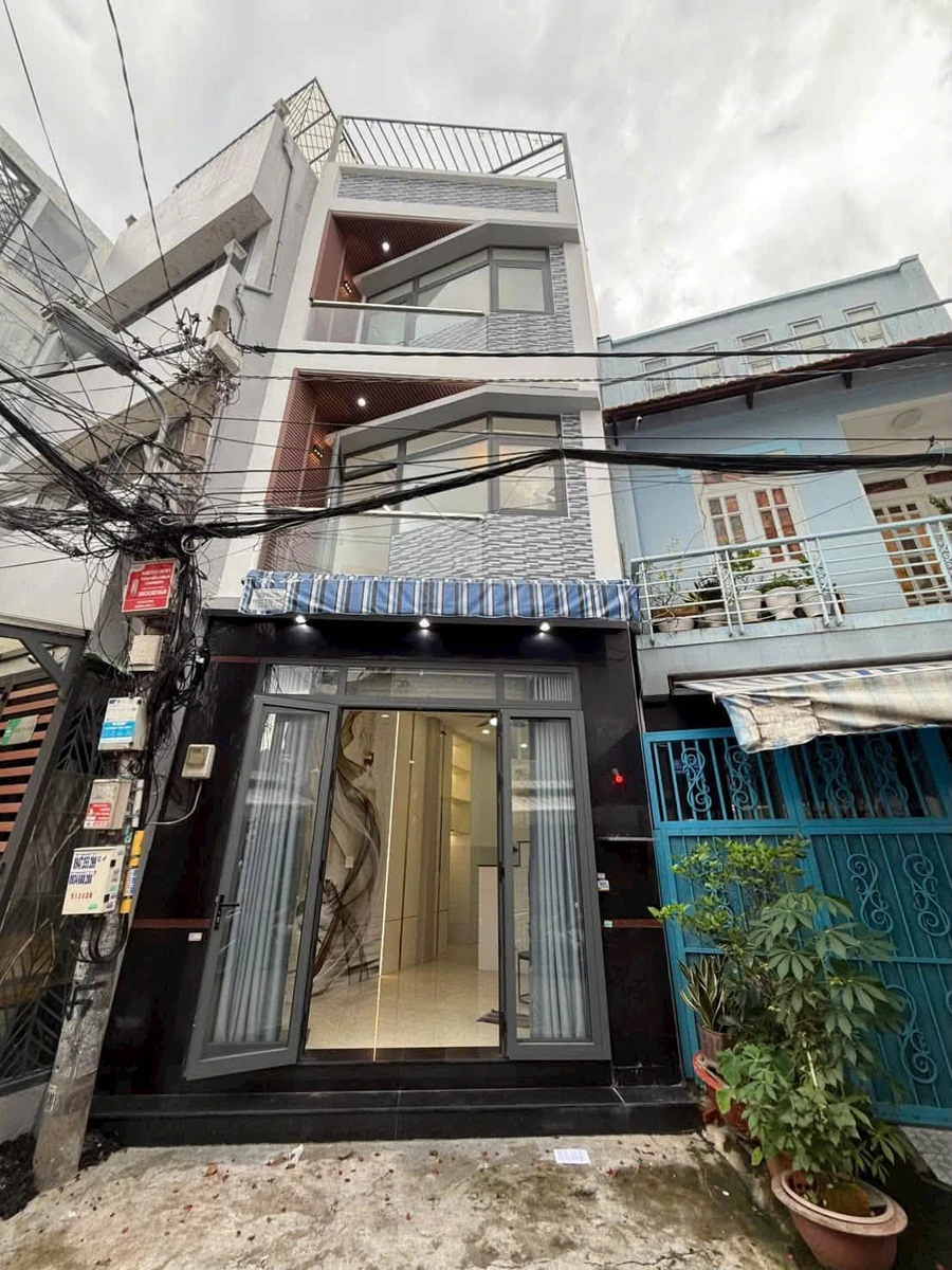 Bán nhà hẻm 4 tỷ 990 triệu, 82.5m² Quận 6 - Ảnh 1
