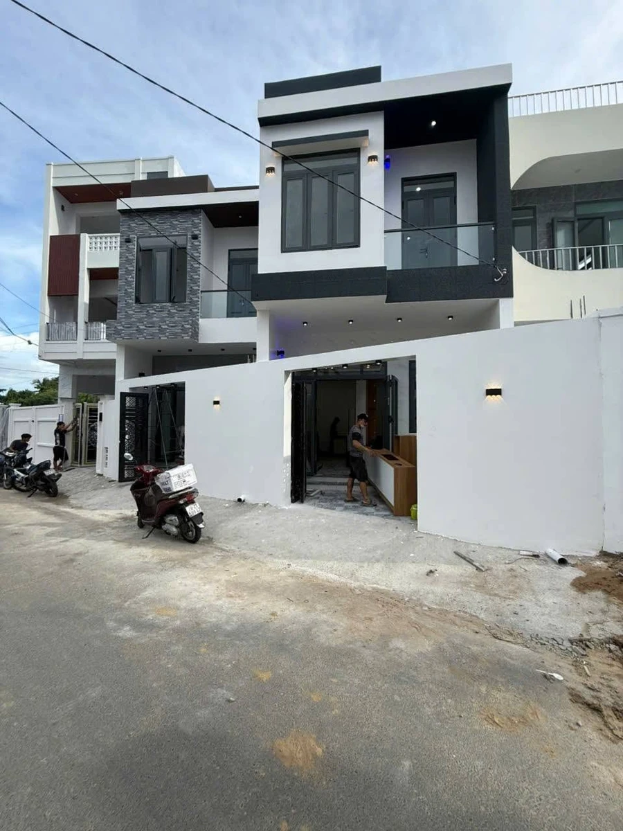 Bán nhà 2 tầng 57m2 Diên Khánh Khánh Hòa giá 2,25 tỷ - Ảnh 1