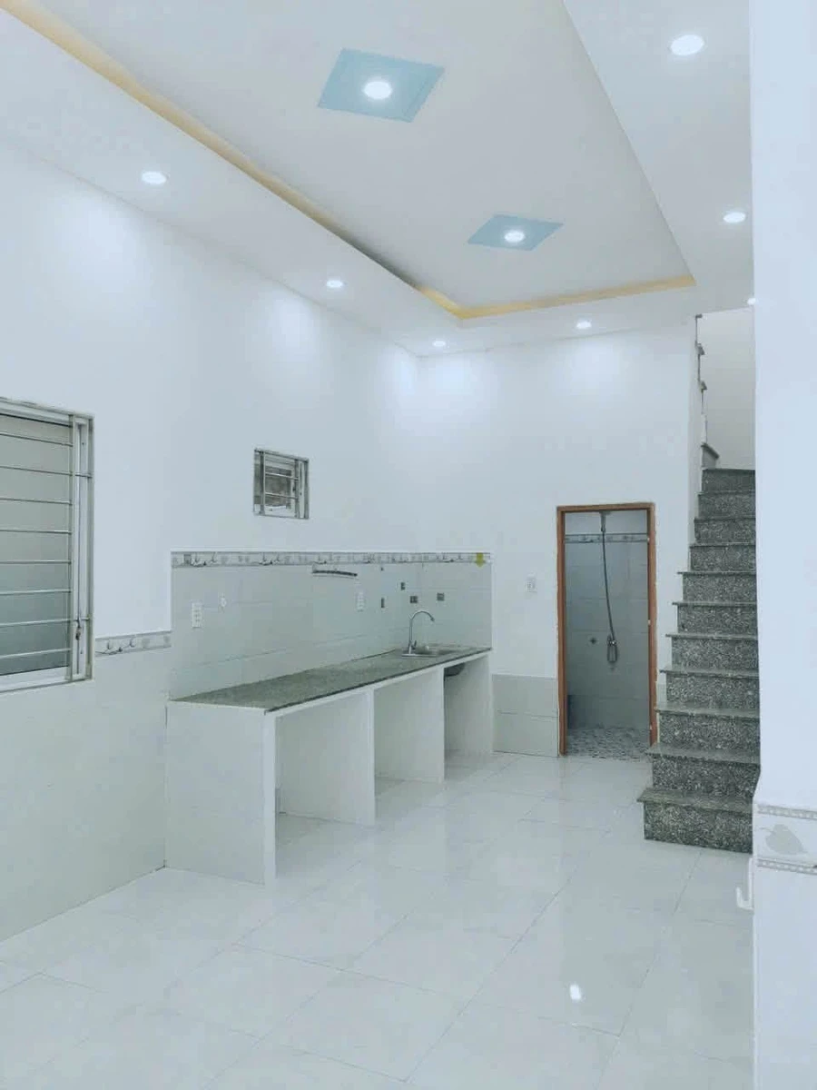 Bán nhà 1 trệt 1 lầu 2PN 50m2 Trấn Biên giá 1tỷ8 - Ảnh 1