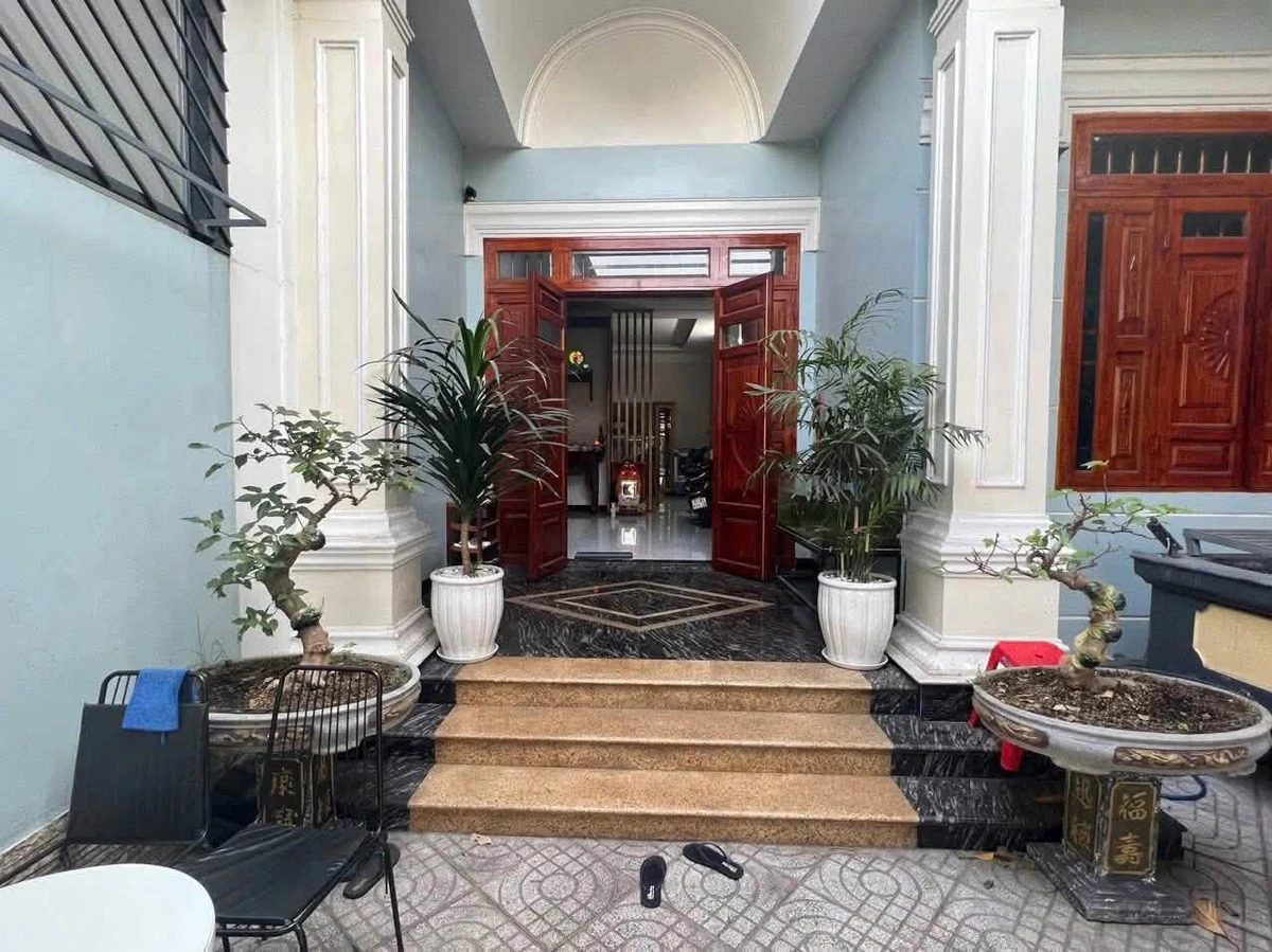 Cho thuê nhà mặt tiền Nguyễn Văn Linh 150m2, 3PN, Thành phố mới Bình Dương - Ảnh thu nhỏ 2