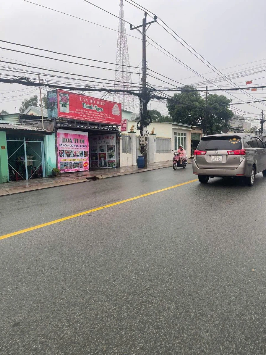 Bán nhà mặt tiền Thủ Khoa Huân, 170.7 m², An Thạnh - Ảnh 1
