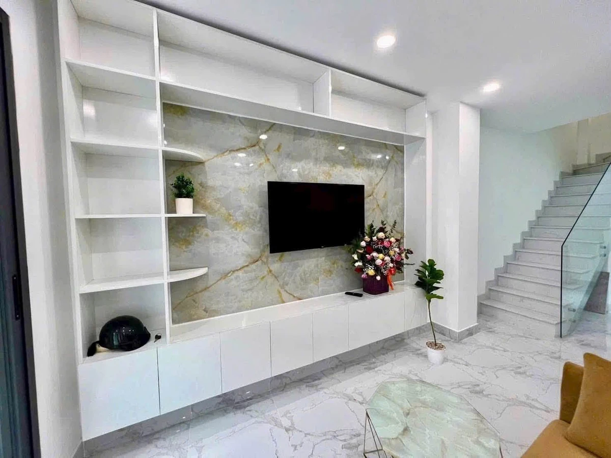 Cho thuê nhà nguyên căn 3x9m, 3 PN, Phú Nhuận - Ảnh 1