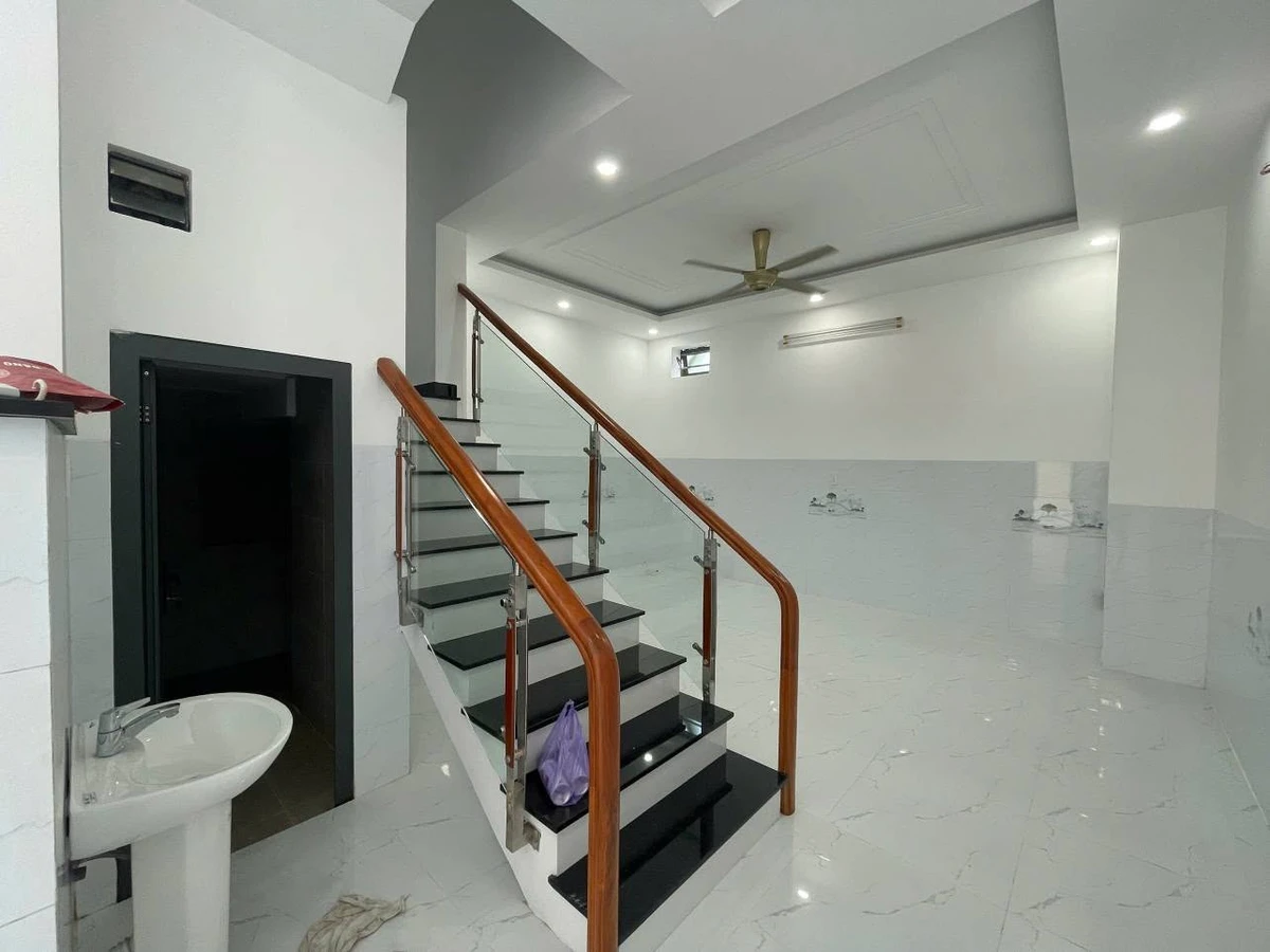 Bán nhà 2 lầu 5PN 3WC 65m² đường Bùi Hữu Nghĩa, Biên Hòa - Ảnh thu nhỏ 5