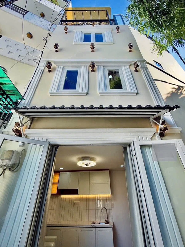 Bán nhà mới Thích Quảng Đức 30m2 3.39 tỷ