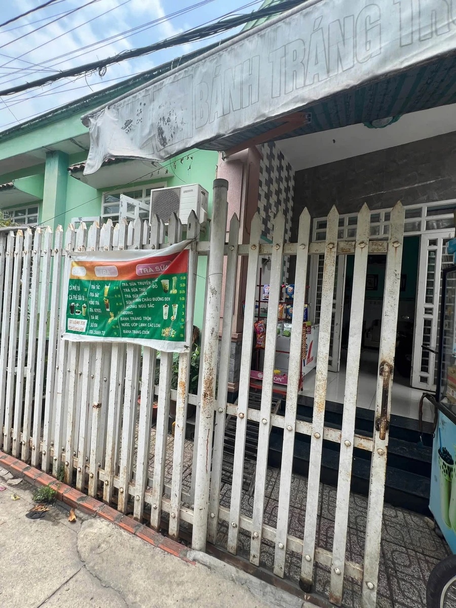 Bán gấp nhà 115m2 thổ cư hẻm 1 Cách Mạng Tháng 8, Chánh Nghĩa, Bình Dương, 2 tỷ 4 - Ảnh thu nhỏ 2