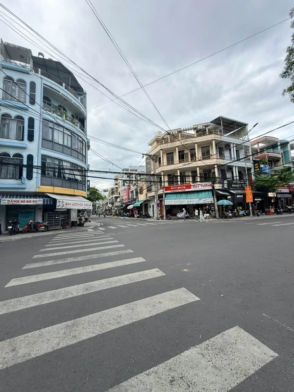 Bán nhà góc 3 tầng 201,9m² Ngô Gia Tự Nha Trang