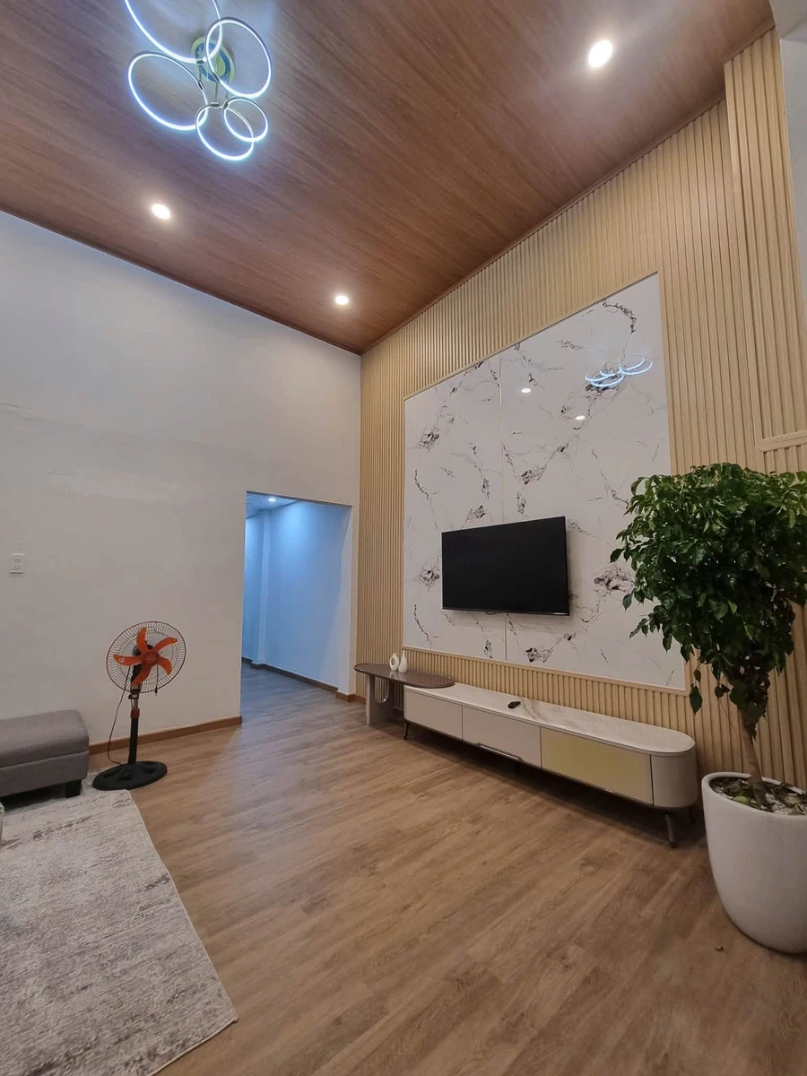 Bán nhà mặt tiền 65m² Phường Sơn Trà, Đà Nẵng 5 tỷ - Ảnh thu nhỏ 2