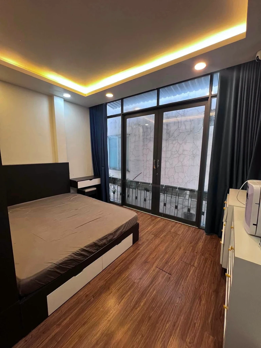 Bán nhà 3 tầng BTCT 34m2, 4 phòng ngủ gần mặt tiền Đặng Văn Ngữ, Phú Nhuận - Ảnh thu nhỏ 4