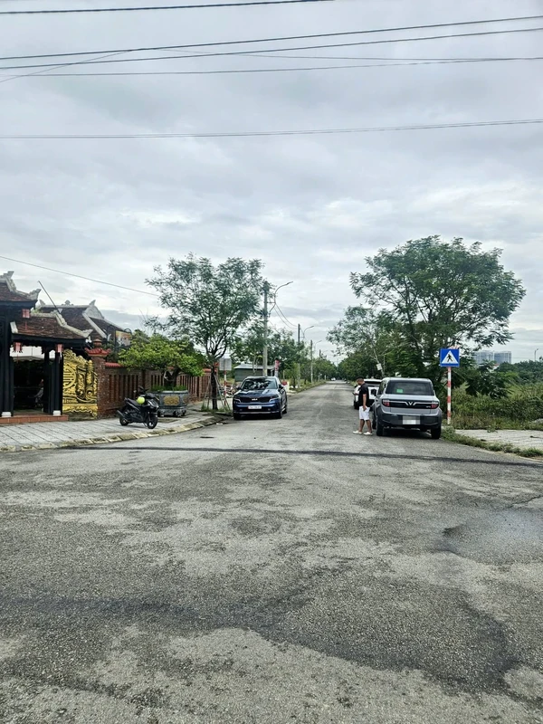 Bán lô đất 100m² KQH Thủy Thanh OTT4, đường 15,5m, giá 2,7 tỷ