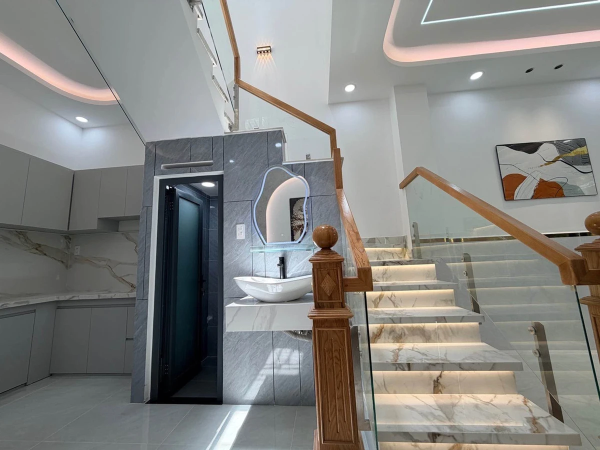 Bán nhà mới 2 tầng 4x12m 3PN hẻm Lê Văn Quới, Bình Tân, giá 5,35 tỷ - Ảnh thu nhỏ 4