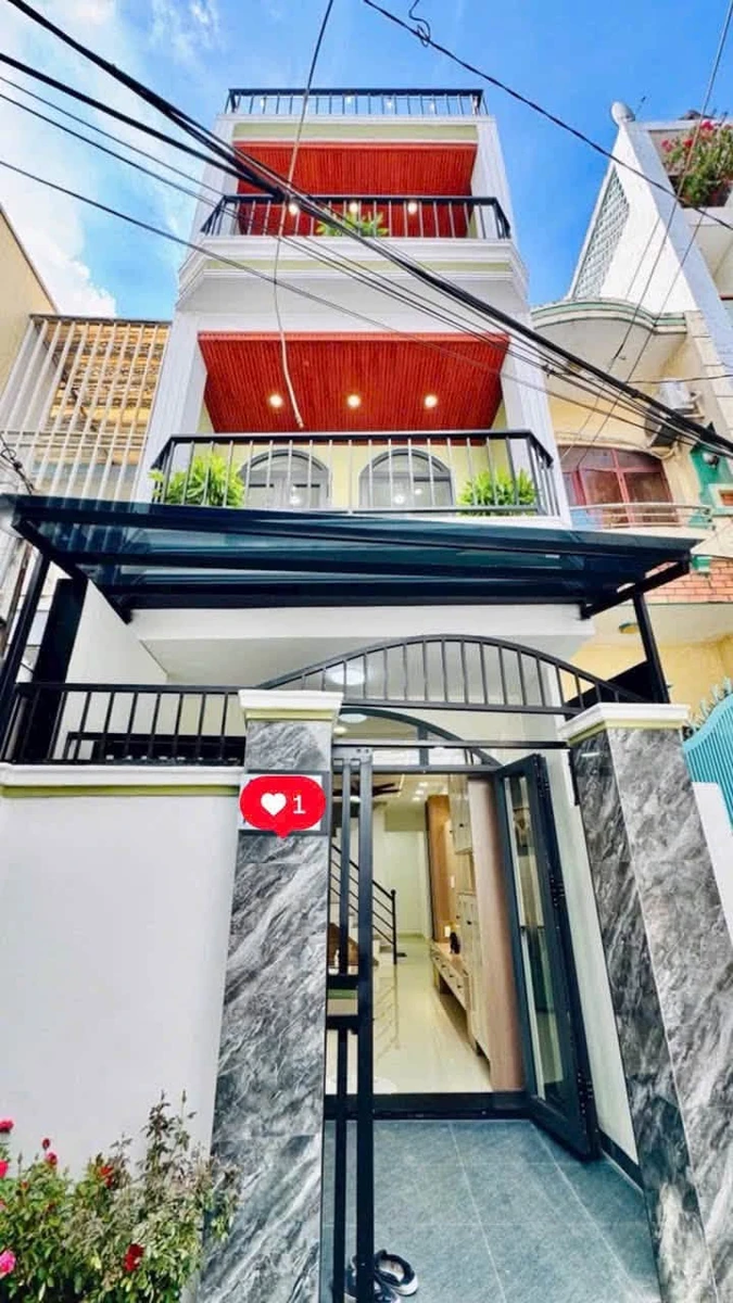 Bán nhà 40m² 3 tầng 4 phòng ngủ gần Chợ Bà Chiểu - Ảnh 1
