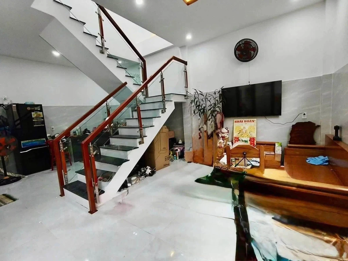 Bán nhà 2 tầng 58m2, 3 phòng ngủ, Nguyễn Phan Vinh, Quận 1 - Ảnh thu nhỏ 2