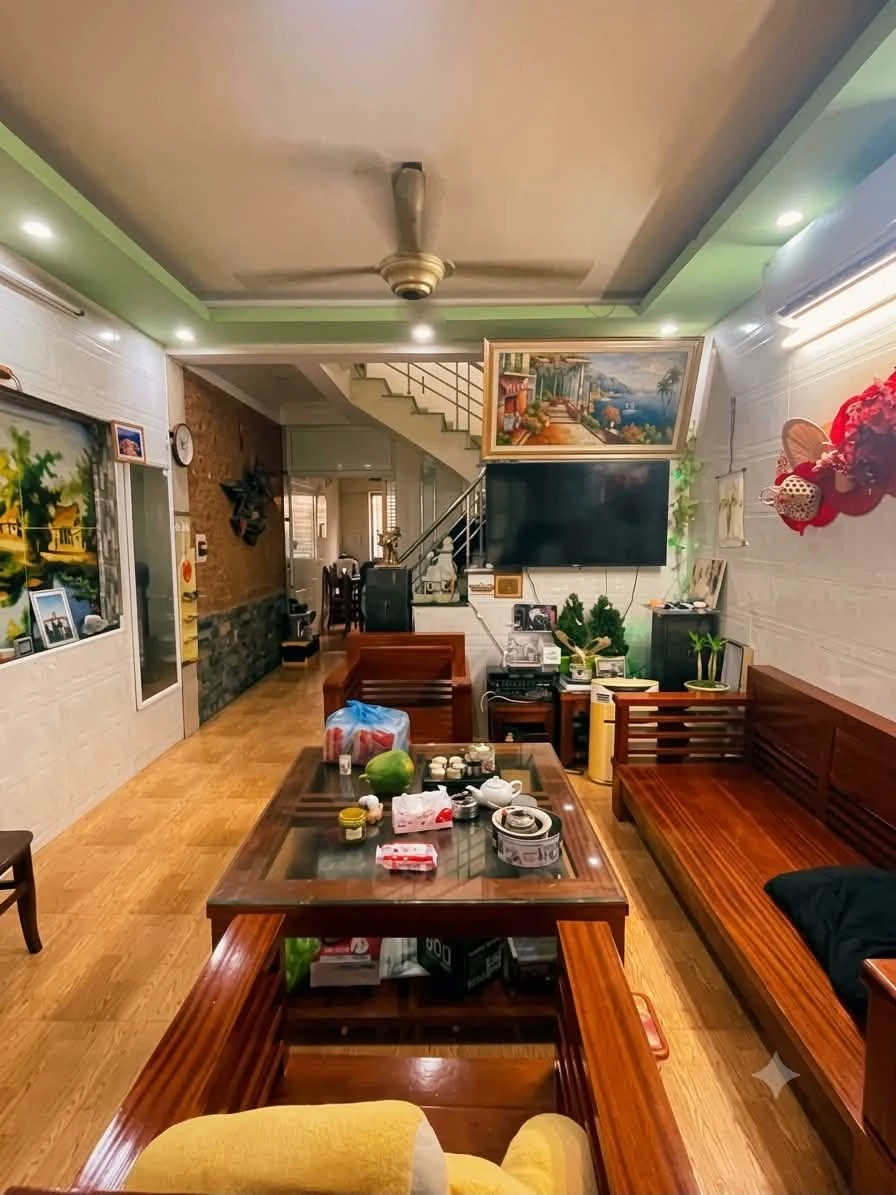Bán nhà 4 tầng 90m2 gần Hồ Sen 5,999 tỷ - Ảnh thu nhỏ 2