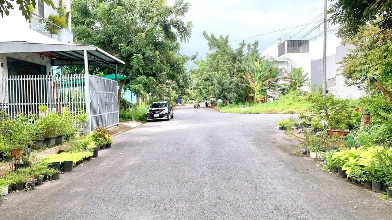 Bán đất nền 180m2 đường B9 KDC Phú An, Phường Hưng Phú, Cần Thơ giá 2,4 tỷ - Ảnh 1