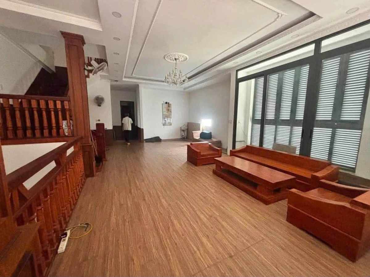 Bán nhà mặt tiền đường Phan Phù Tiên, Tân Thành, Buôn Ma Thuột giá 7 tỷ, 1 trệt 2 mê - Ảnh thu nhỏ 5