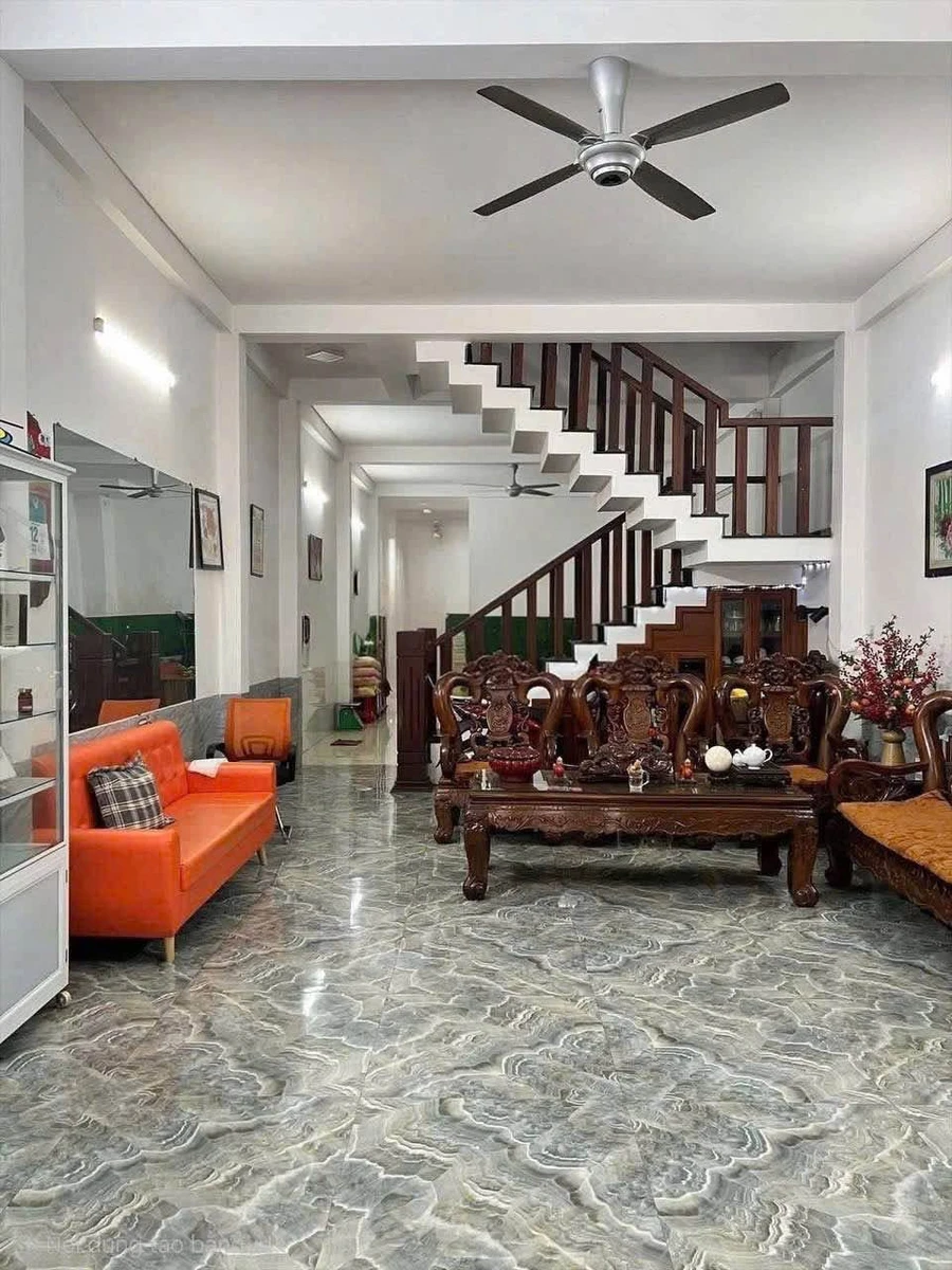 Bán nhà mặt tiền 163 Y Moan, 80m², 4 phòng ngủ, giá 9,7 tỷ, Buôn Ma Thuột - Ảnh thu nhỏ 2