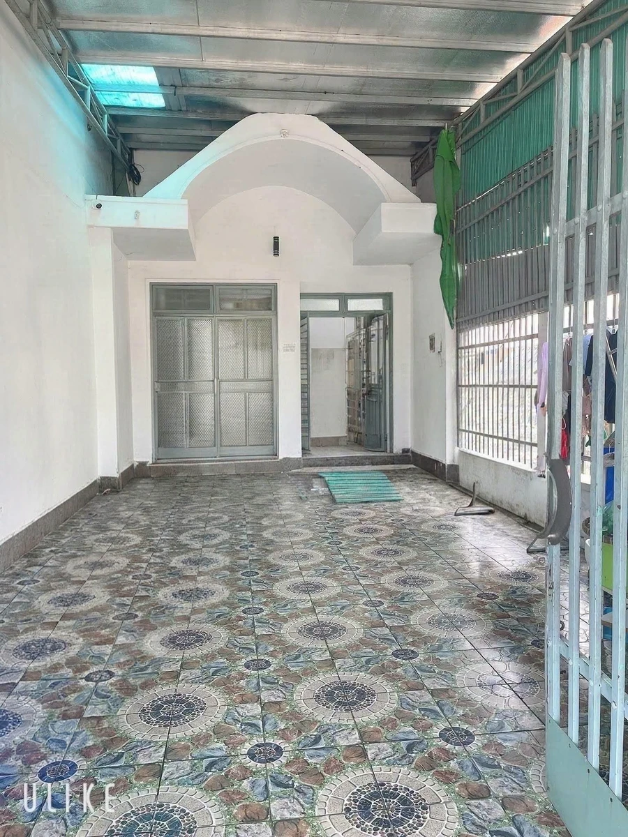 Bán nhà cấp 4 mái Thái 5x30m, 2PN, Mỹ Phước 2, Bến Cát, Bình Dương, giá 2,4 tỷ - Ảnh 1