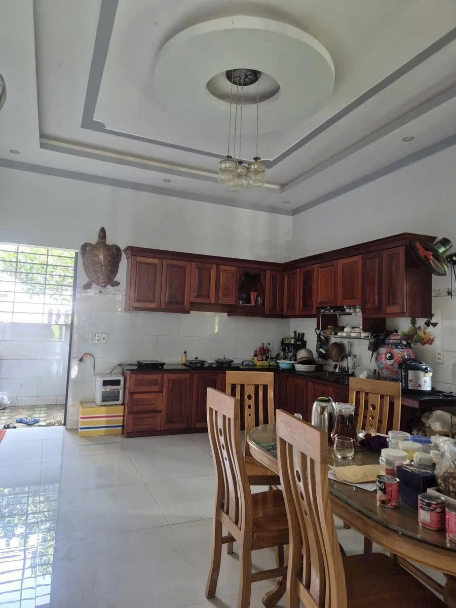 Bán nhà mái Thái nội thất cao cấp 185m2 đường Tuyết Mai 5, Hòa Long, Bà Rịa - Ảnh thu nhỏ 5