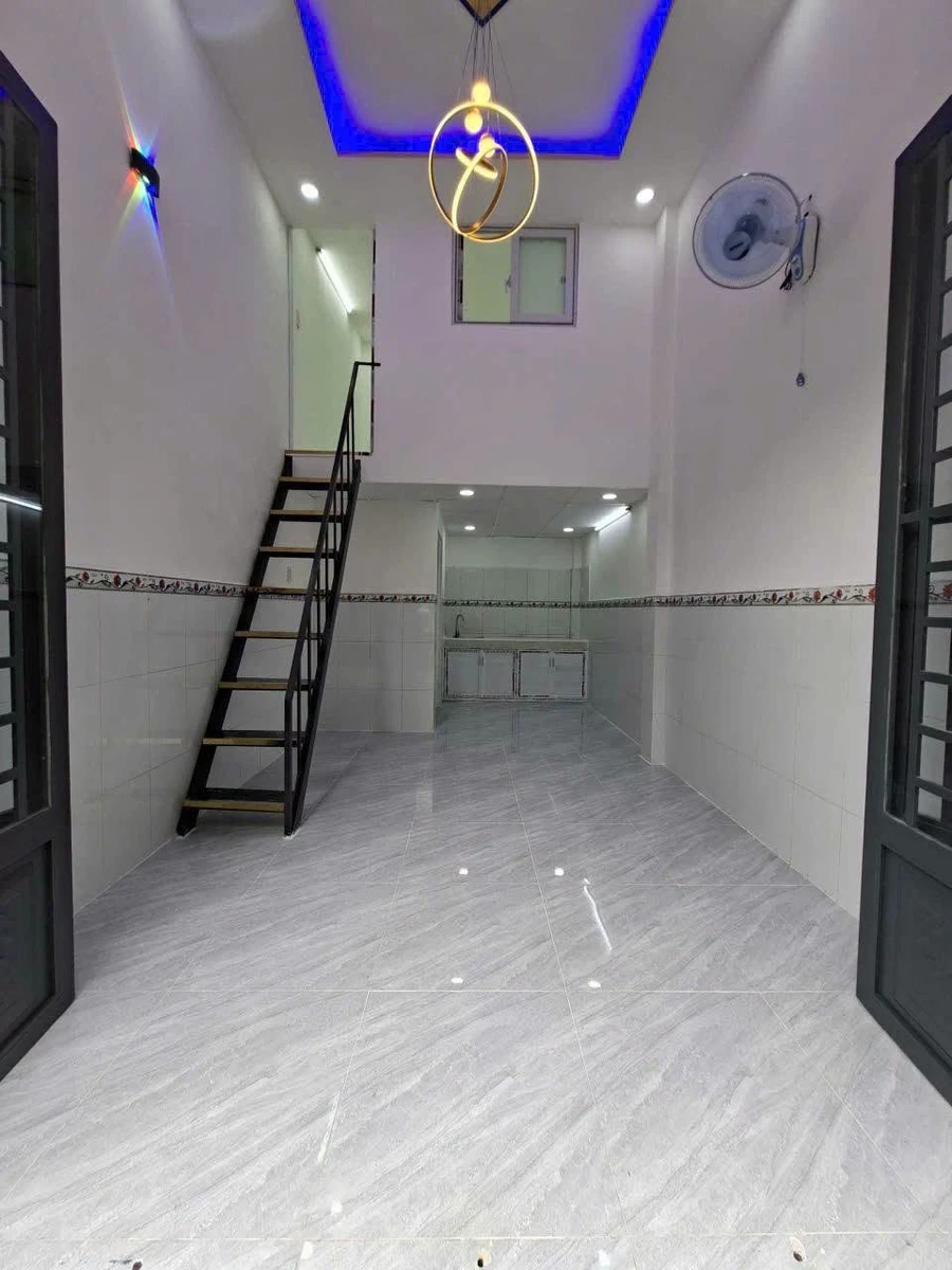 Bán nhà hẻm Quận 8, 20m² giá 950 triệu - Ảnh thu nhỏ 3