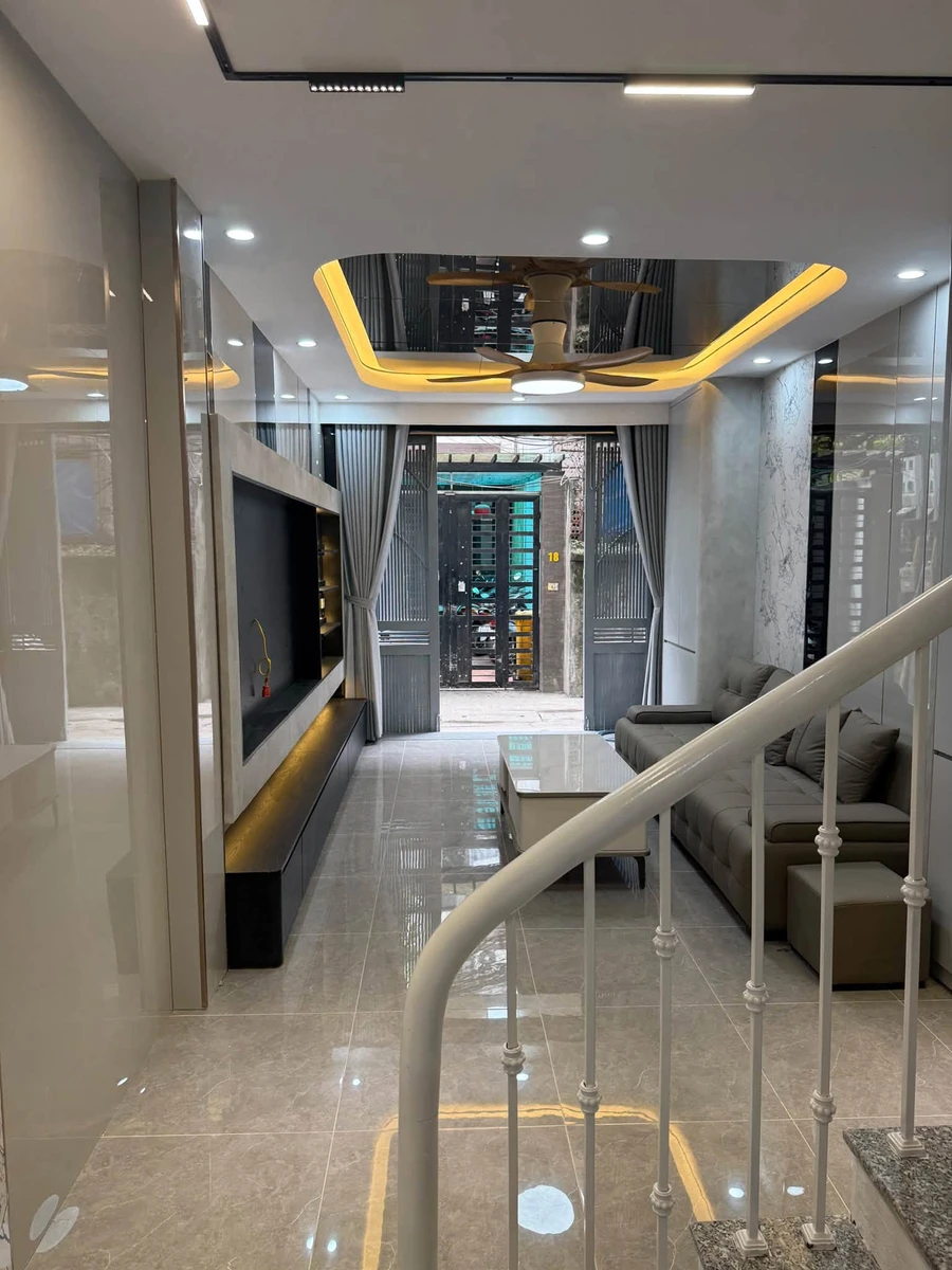 Nhà phố bán Quan Nhân Thanh Xuân, 38m², 5 tầng, 10,8 tỷ - Ảnh thu nhỏ 4