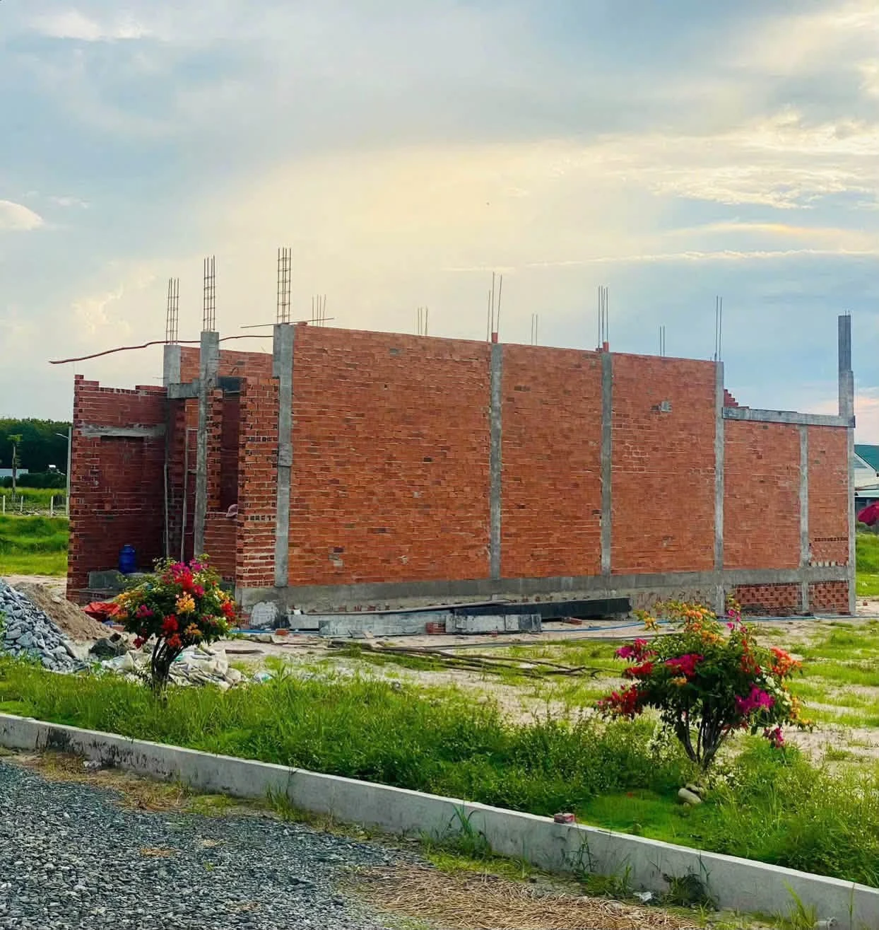 Bán đất 230m² sổ hồng Chơn Thành 685 triệu - Ảnh 1