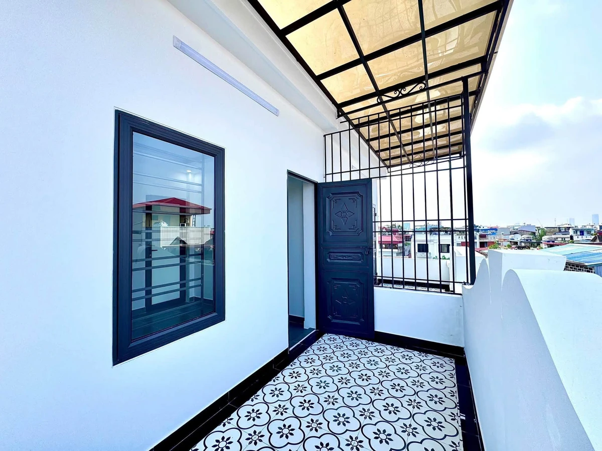 Bán nhà xây mới 41m2, 4 tầng, 4 phòng ngủ gần chợ Hàng, đường Hồ Sen - Ảnh thu nhỏ 5