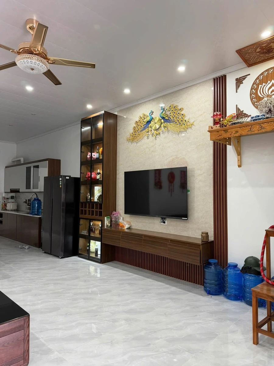 Bán nhà 2 phòng ngủ, 112m² gần khách sạn Mường Thanh, Quận 1 - Ảnh thu nhỏ 2