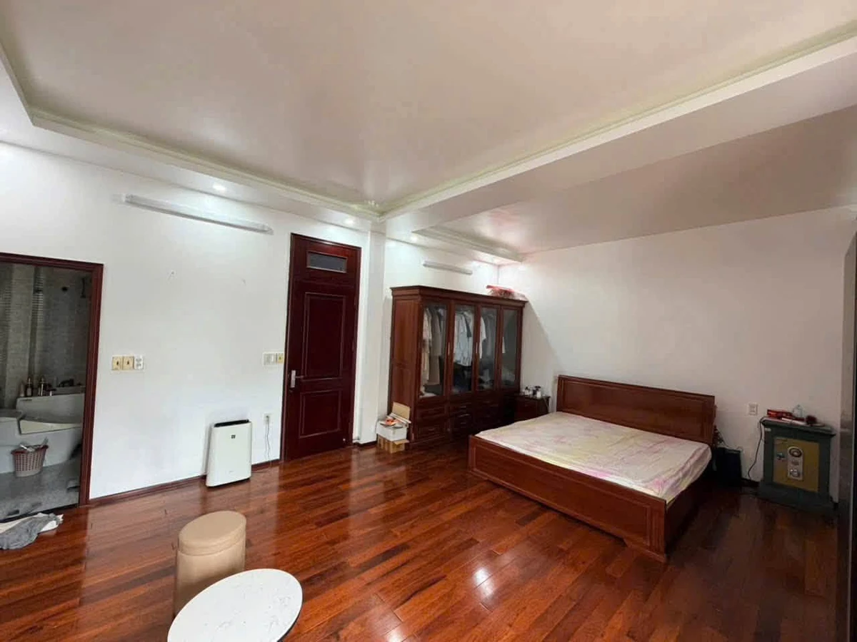 Nhà 4 tầng bán mặt tiền 7m, 126m² Lê Hồng Phong - Ảnh thu nhỏ 5