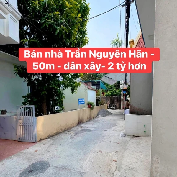 Bán nhà 50m2 3 phòng ngủ đường Trần Nguyên Hãn giá hơn 2 tỷ