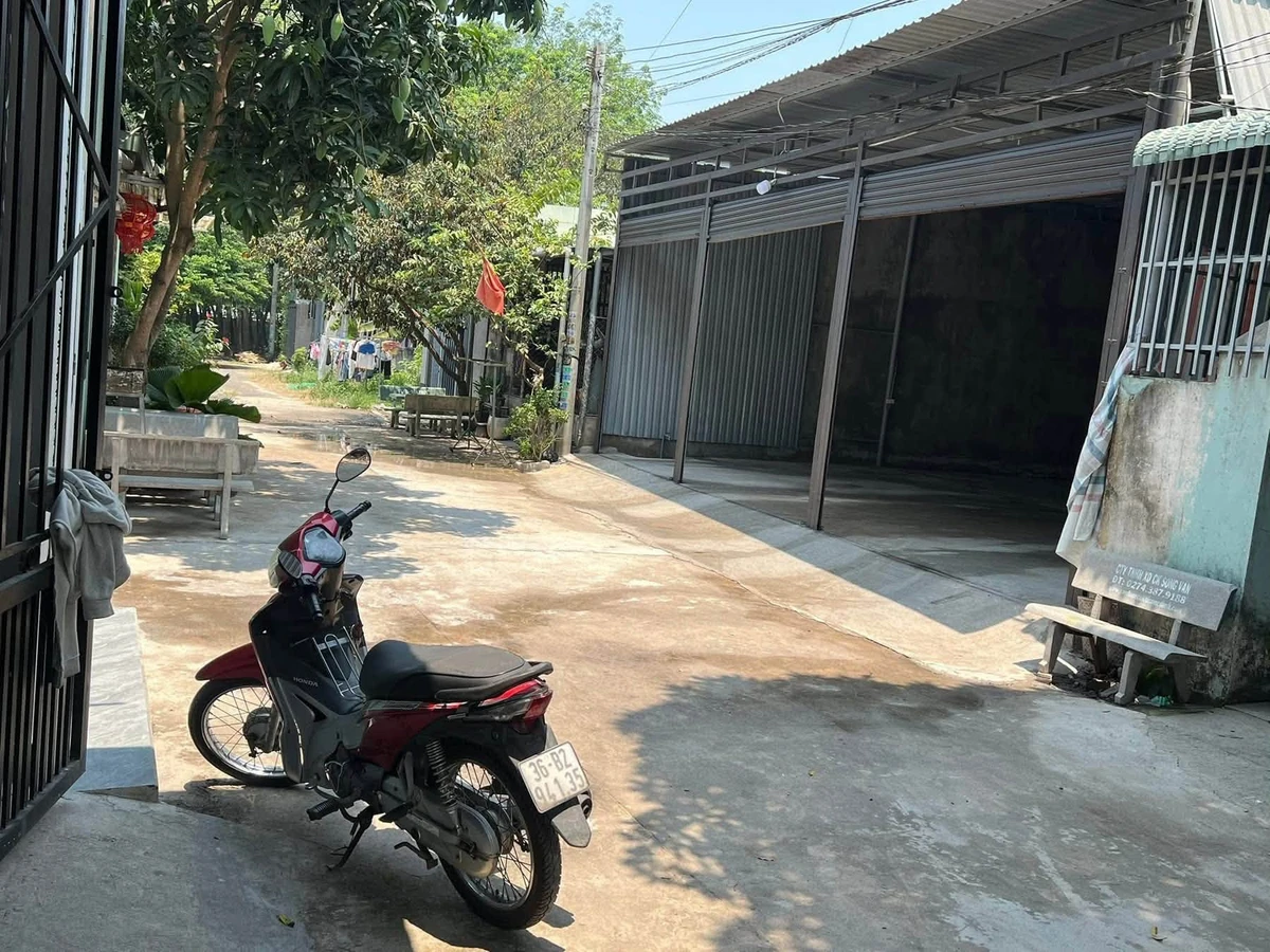 Cho thuê kho/xưởng 200m² Phường Tân Định 7 triệu/tháng - Ảnh 1