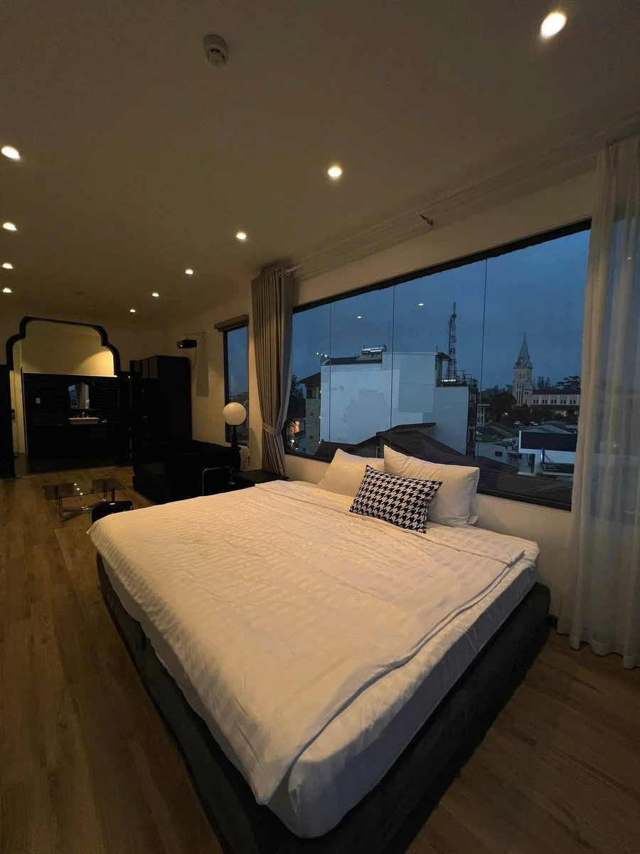 Bán khách sạn 9 phòng hẻm nhựa ô tô đường Trần Phú, Đà Lạt, 139m2 - Ảnh thu nhỏ 3