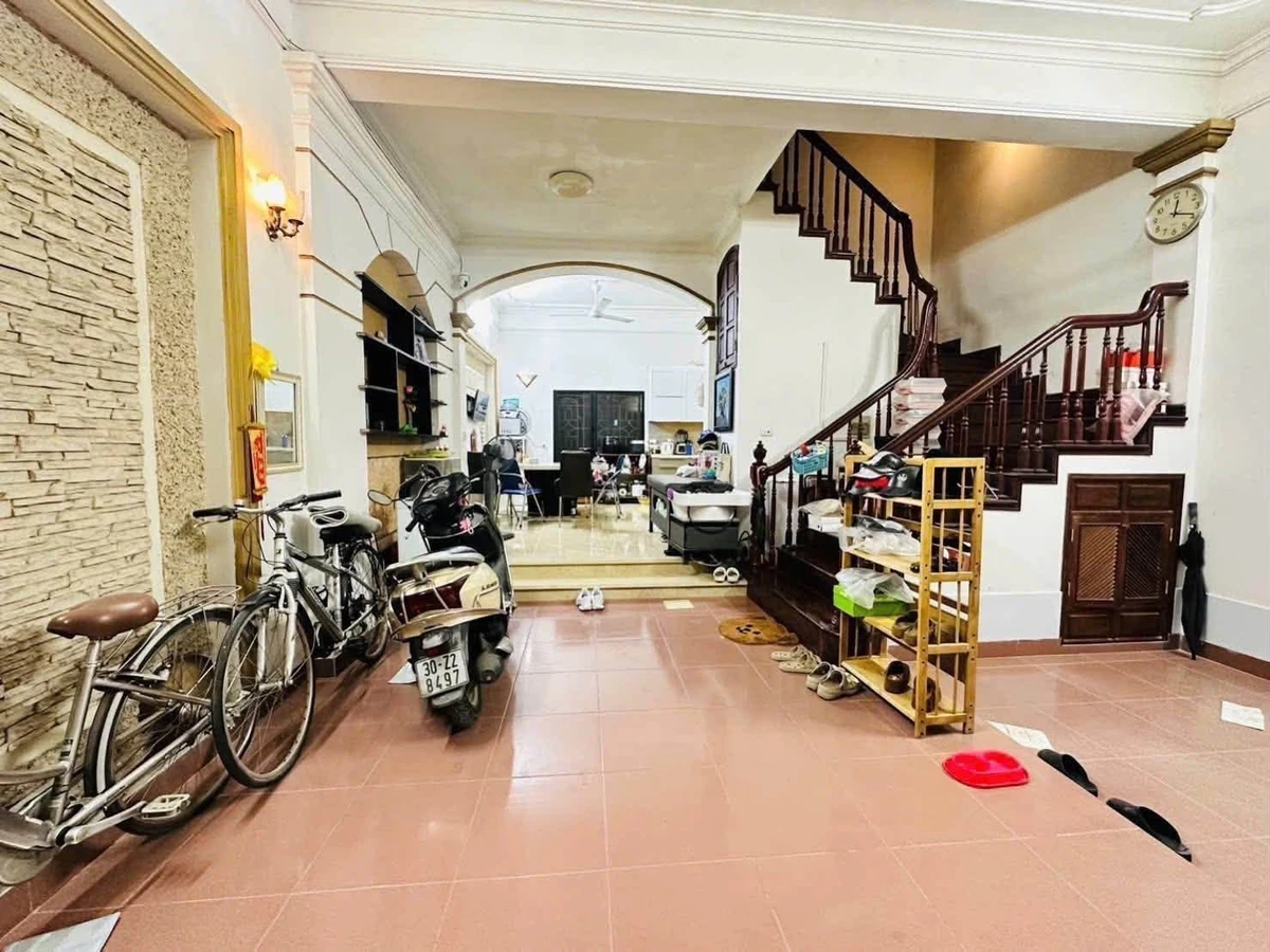 Bán nhà 2 mặt thoáng 4 tầng 67m² Hoàng Quốc Việt Cầu Giấy 26.3 tỷ - Ảnh thu nhỏ 3