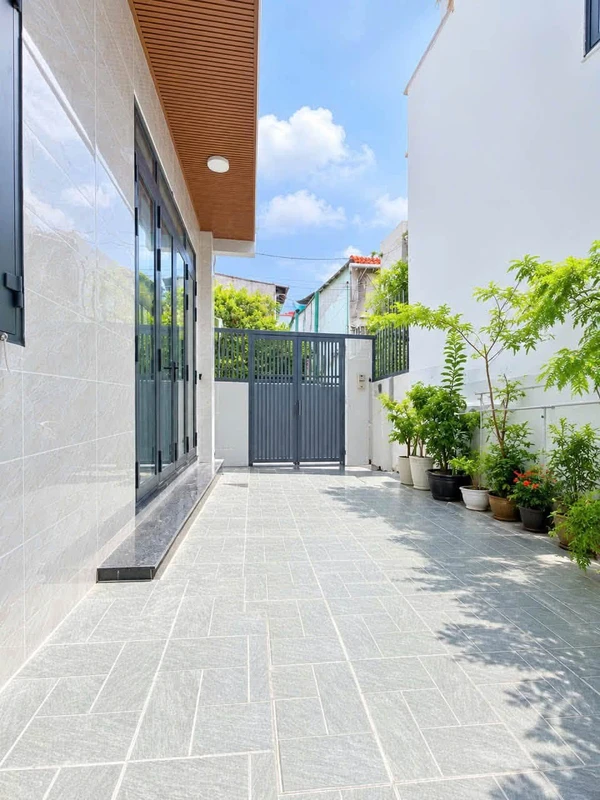 Bán nhà 2 tầng 65m² hẻm ba gác, Linh Chiểu, Thủ Đức, giá hơn 4 tỷ
