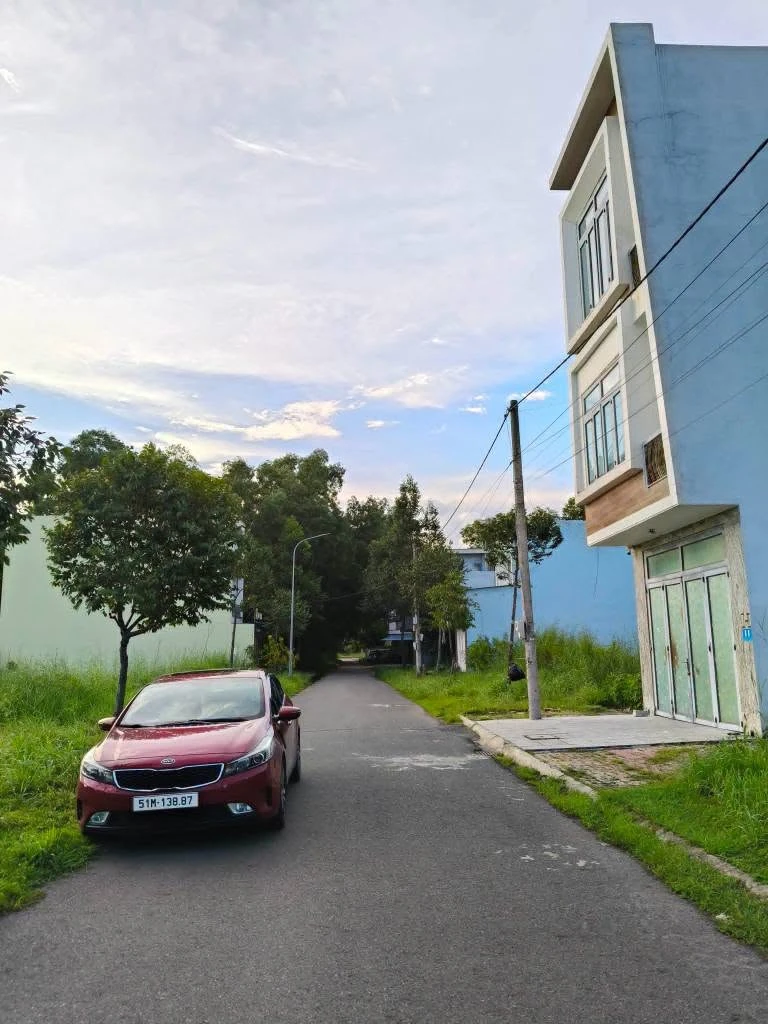Bán lô đất mặt tiền Nguyễn Quyền Bà Rịa 87,5m2, giá 2,19 tỷ - Ảnh thu nhỏ 2