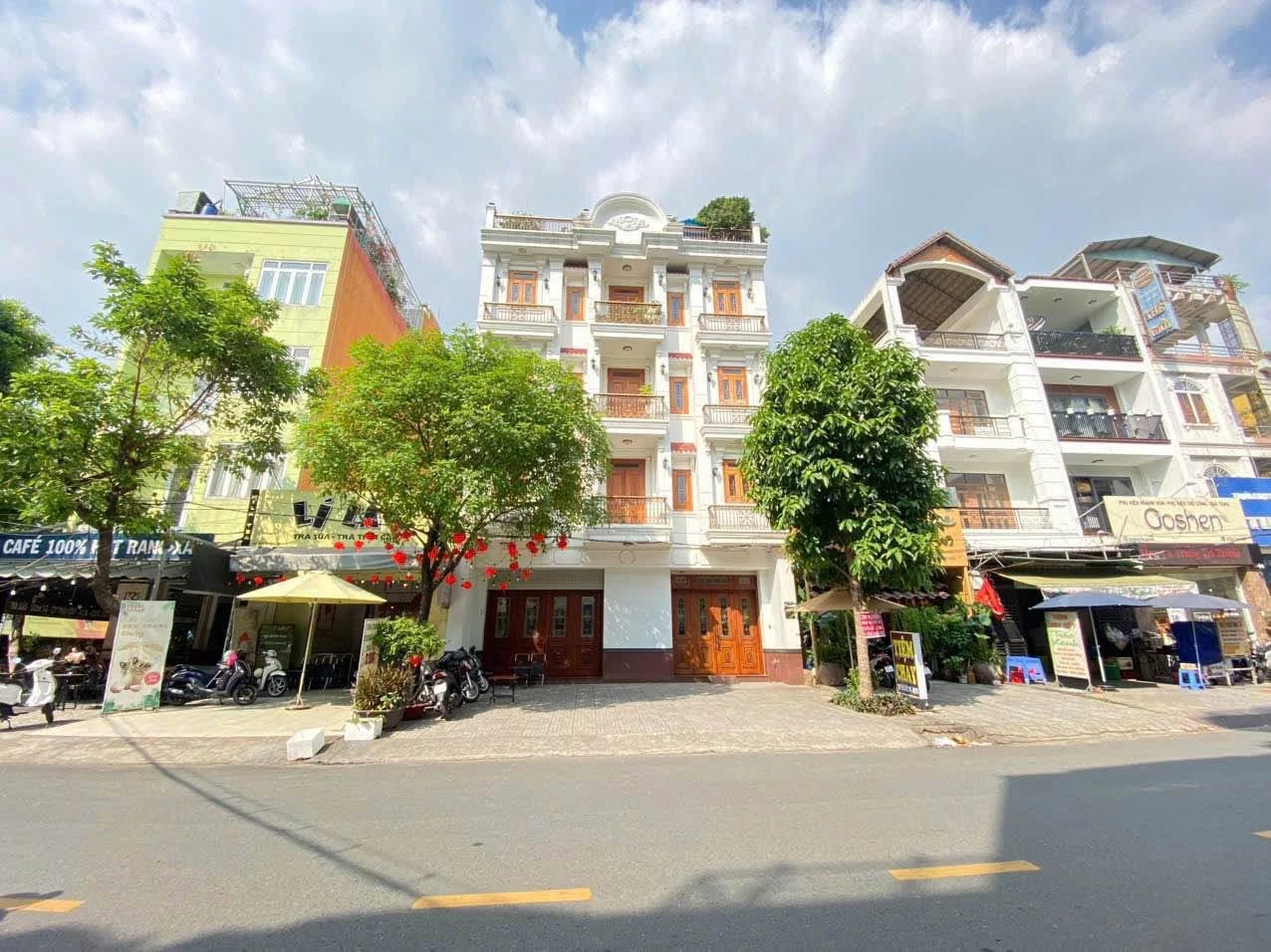Bán biệt thự mặt tiền kinh doanh 1000m2, 12 phòng, 14 WC, Quận 12 - 45 tỷ - Ảnh 1