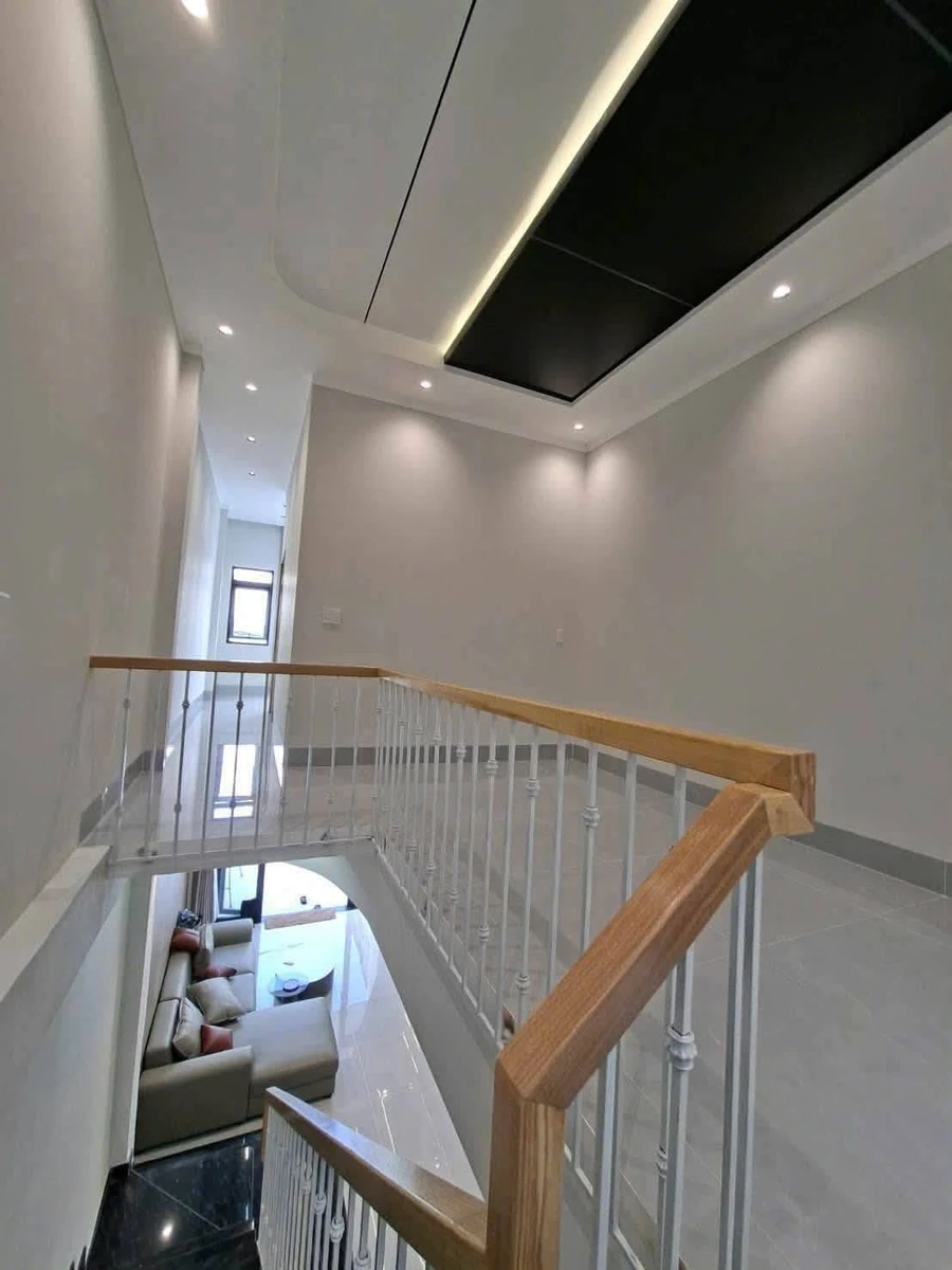 Bán nhà thiết kế 1 trệt 1 lầu 3 phòng ngủ, 4x25m, sổ riêng, gần Nguyễn Ái Quốc, Tam Hiệp - Ảnh thu nhỏ 5
